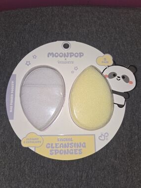 Moonpop Facial Cleansing Sponges - White & Pale Yellow (2 Pack)